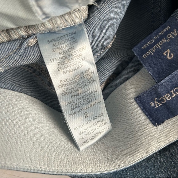 Democracy “Ab” Solution Jeans | Size 2 - Picture 6 of 6